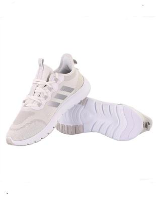 Новые кроссовки кросiвки adidas