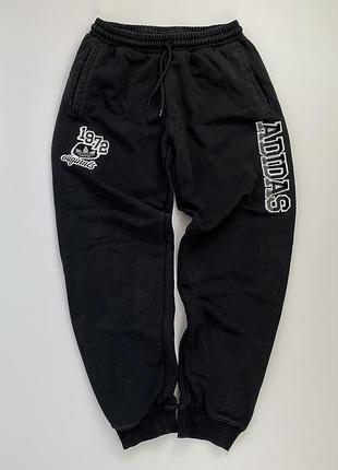 Штани спортивні adidas foto originals