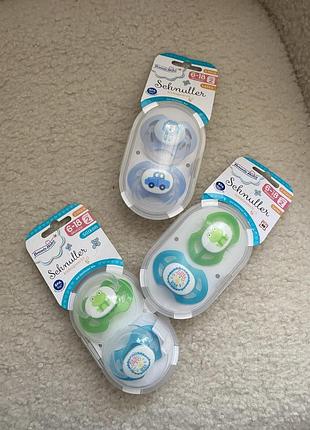 Силіконові та латексні пустушки babylove від 0 до 18м