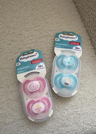 Силіконові та латексні пустушки babylove від 0 до 18м