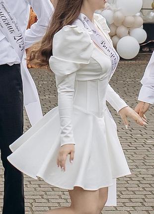 Біла корсетна сукня від el.milas.brand