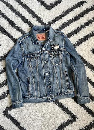 Джинсовая куртка levi's red tab denim jacket