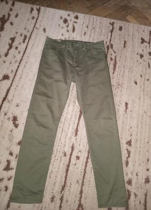 Оригинал.эксклюзивные брендовые джинсы премиум. levi strauss .состояние новые!берем 3 вещи ,4 ая подарок!
