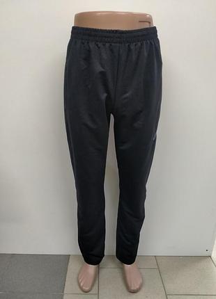 Спортивные штаны мужские черные nike,прямые.и-6435.
размеры:46;48;50;52;54.
цена -400грн