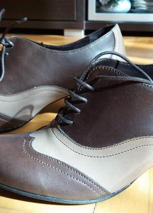 Туфлі чобітки ботильйони шкіряні