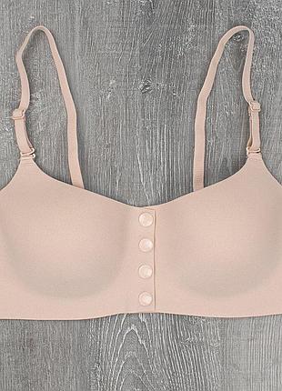 Бюстгальтер без кісточки на застібках