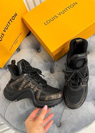 Женские кожаные кроссовки lv