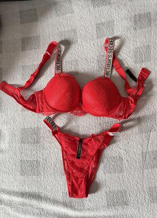 Комплект кружевного нижнего белья victoria’s secret