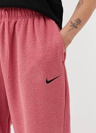 Брюки джоггеры плюшевые тедди nike