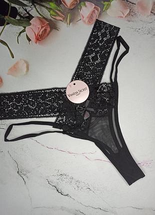 Жіночі мереживні трусики-стринги