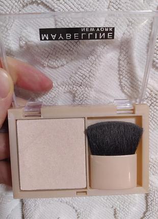 Румяна maybelline affinitone blush  sweatheart rose светло розовые