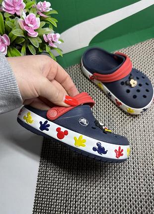 Оригинальные шлепанцы крокс crocs