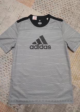 Футболка спортивная подростковая adidas на 15-16 лет