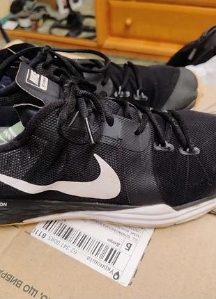 Оригинальные кроссовки nike