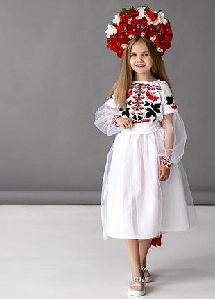 Вышитое платье для девочки калина