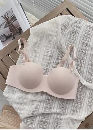 Бесшовный бюстгальтер