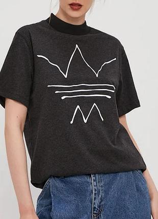 Футболка adidas