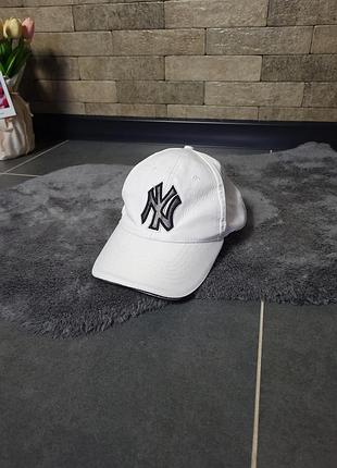 Кепка new york