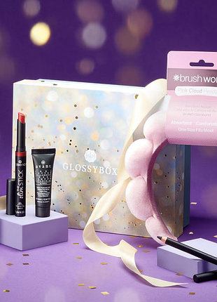 Новий подарунковий набір косметики glossybox (вартість косметики всередині 3200 грн)
