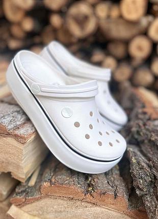 Женские кроксы сабо на платформе crocband platform white crocs crocband platform white crocs