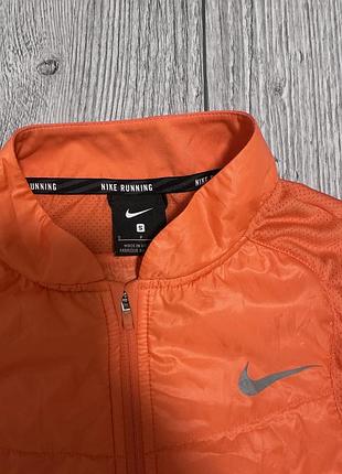 Жилетка nike спортивна