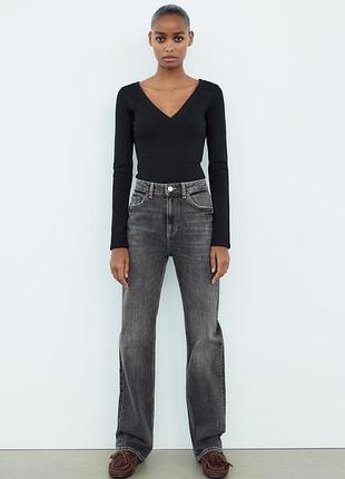 Джинсы zara straight comfort с высокой посадкой.