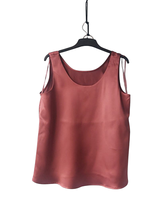 Блуза майка атласная шоколадного цвета