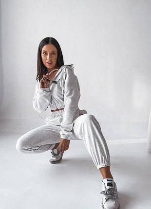 Спортивный костюм соп худи укороченная и брюки джоггеры разные цвета
