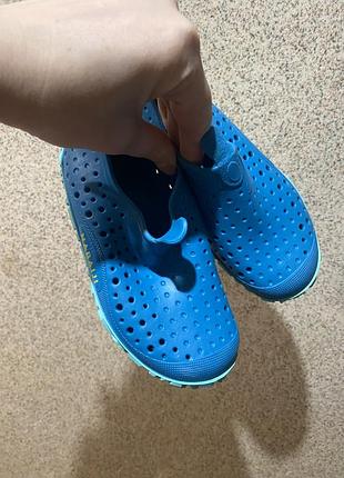 Аквашузи decathlon