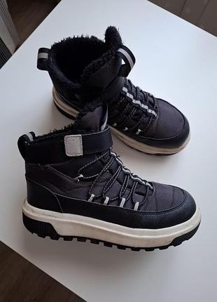 Классные зимние водоотталкивающие ботинки