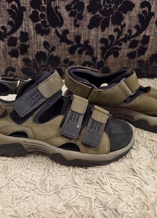 Босоніжки clarks, р. 40-41