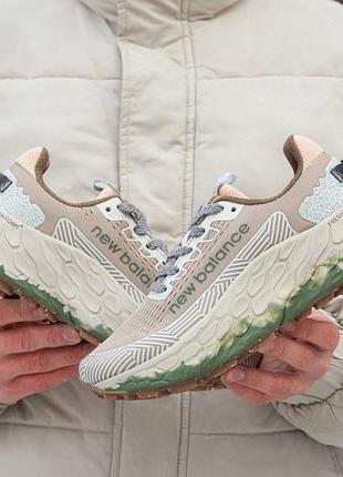 Демісезонні кросівки new balance колір бежевий, хакі