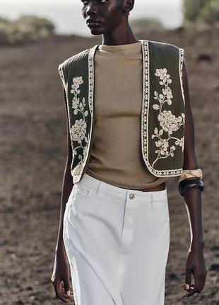 Жилет женский хаки вышитый zara new