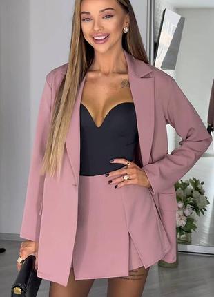 Классический деловой костюм женский комплект пиджак свободного кроя и юбка - шорты мини