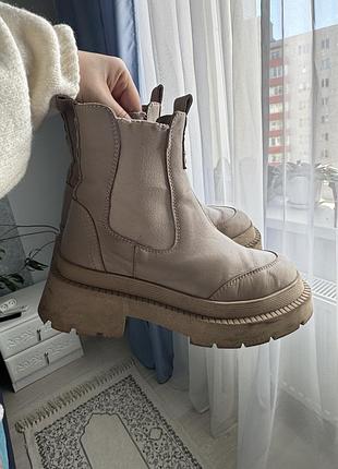 Зимние ботинки
