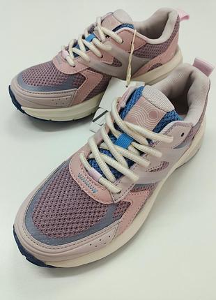 Легенькі кросівки zara зара 30 33 37