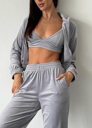 Жіночий велюровий костюм трійка з топом