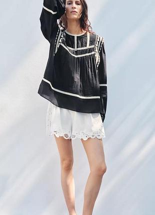 Сорочка жіноча чорна з вишивкою pitón new