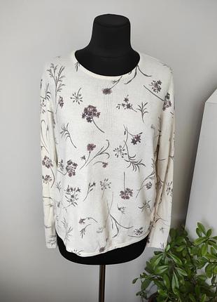 Нежный свитер в цветочный принт 18 р от marks& spencer
