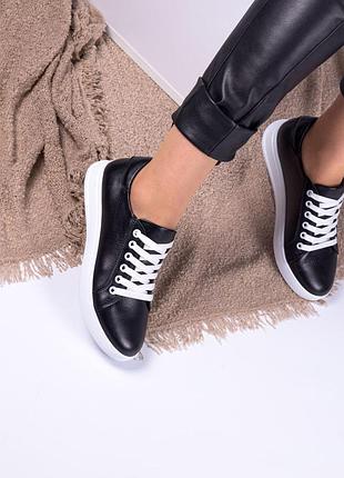 Кросівки з натуральної шкіри