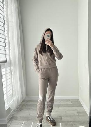 Спортивний костюм / прогулянковий / guess
