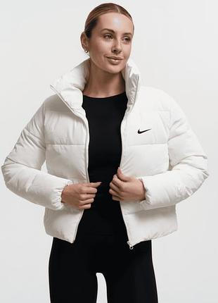 Куртка женская легкая "nike" белая (