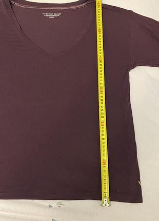 Футболка темно бордового кольору victoria secret