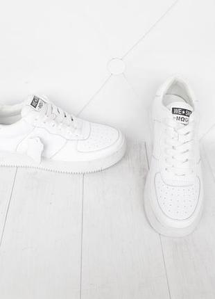 Белые кожаные кеды, кроссовки 40 размера