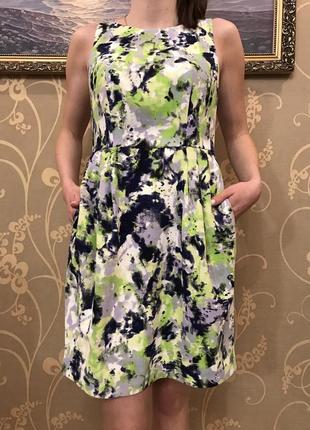 Нереально красивое и стильное брендовое разноцветное платье 19.