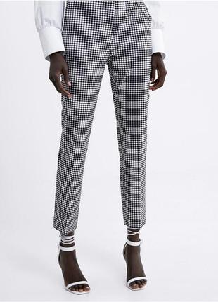 Зауженные брюки в клетку zara