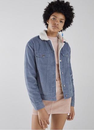 Вельветова тепла куртка на хутрі шерпа  bershka