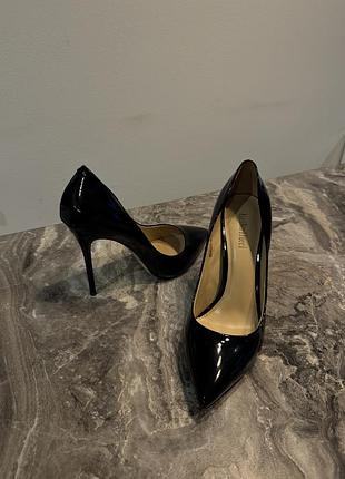 Туфлі чорні