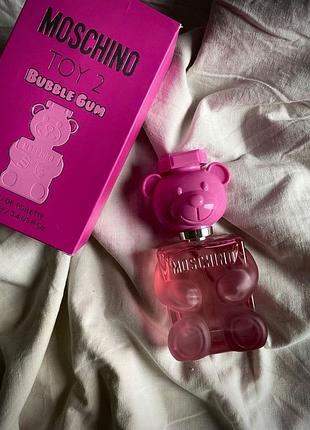 Moschino toy 2 bubble gum