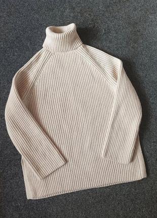 Светр  h&m в складі є шерсть